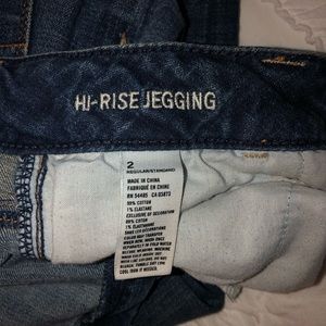 American Eagle High Rise Jeans